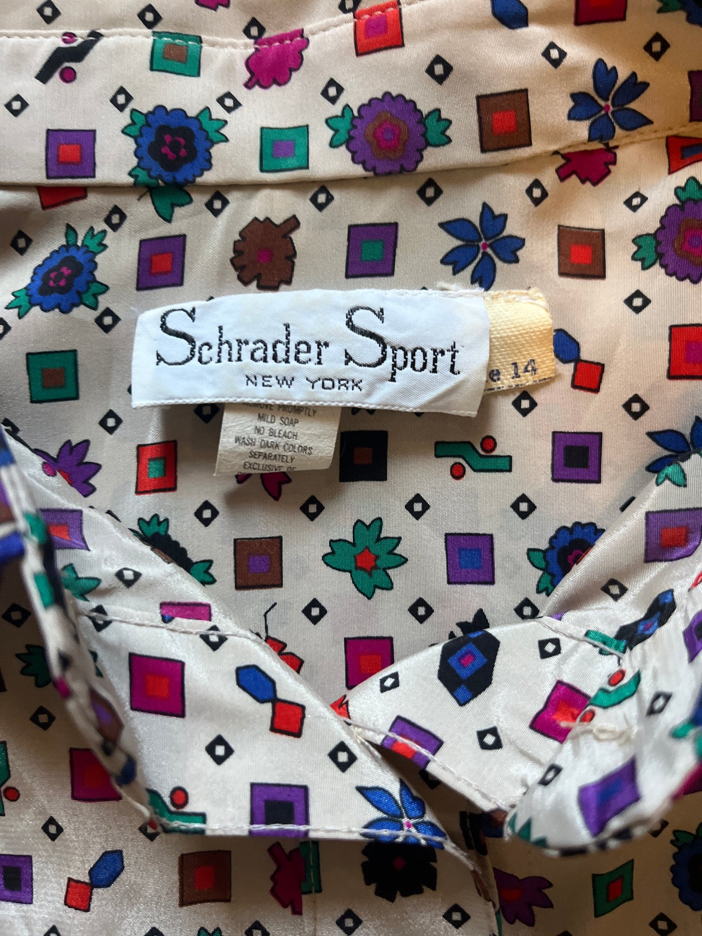 80/90's Schrader Sport Longsleeve Patterned Dress - Large - 23" x 47"