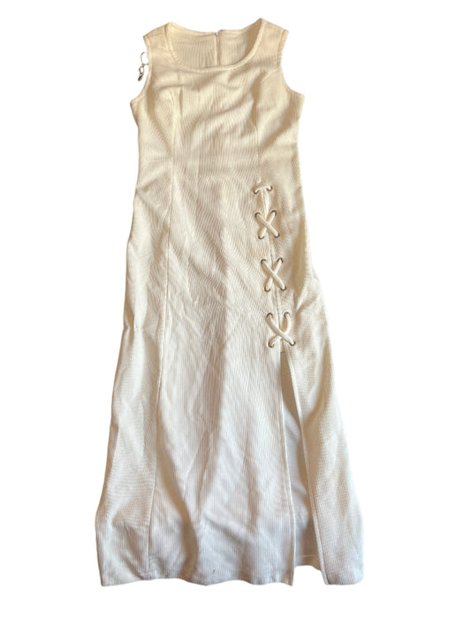 70/80's White Tied Dress - Small - 18" x 57"