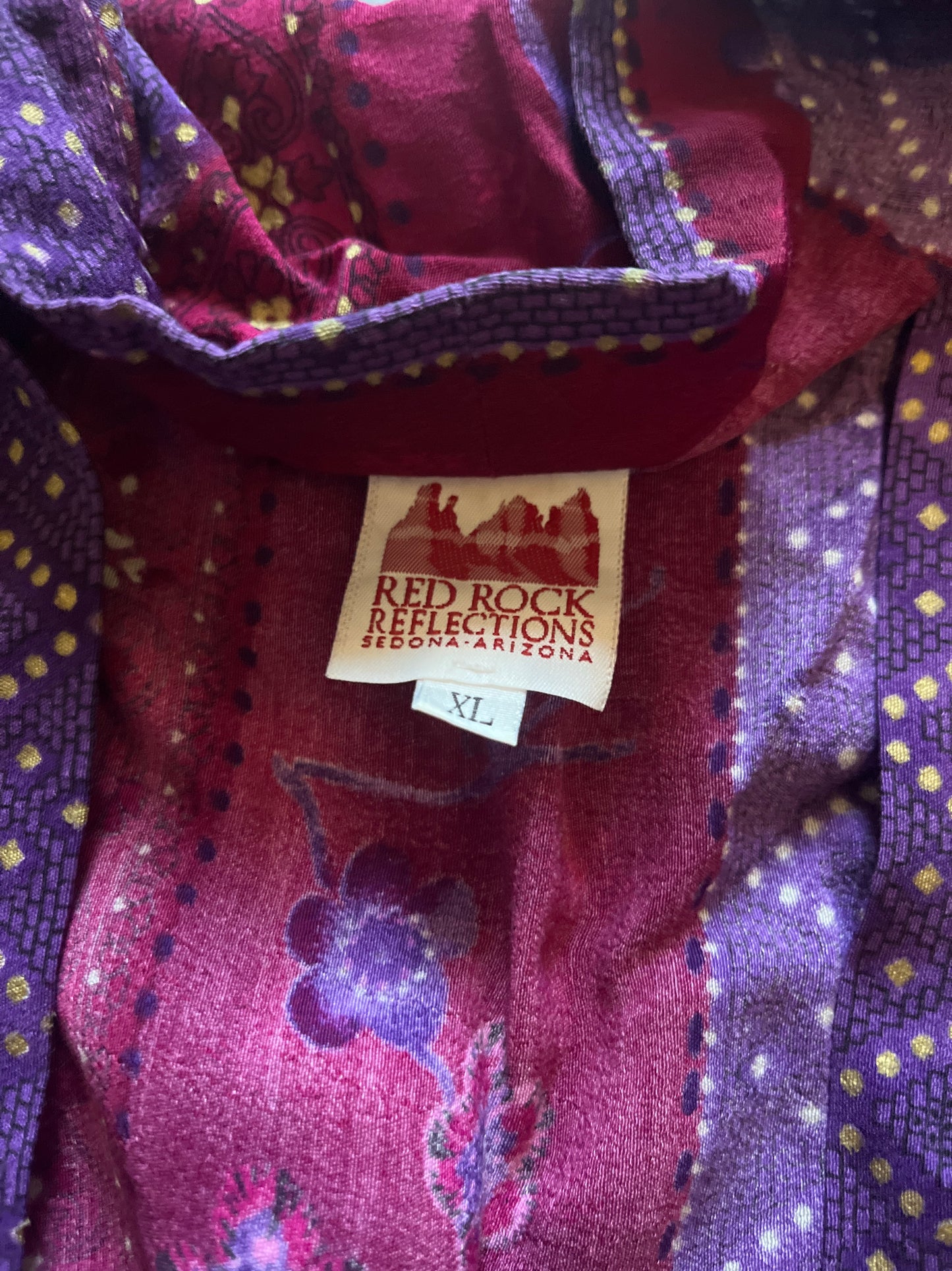 Red Rock Reflections Patterned Vest - Large - 23.5" x 28.5"