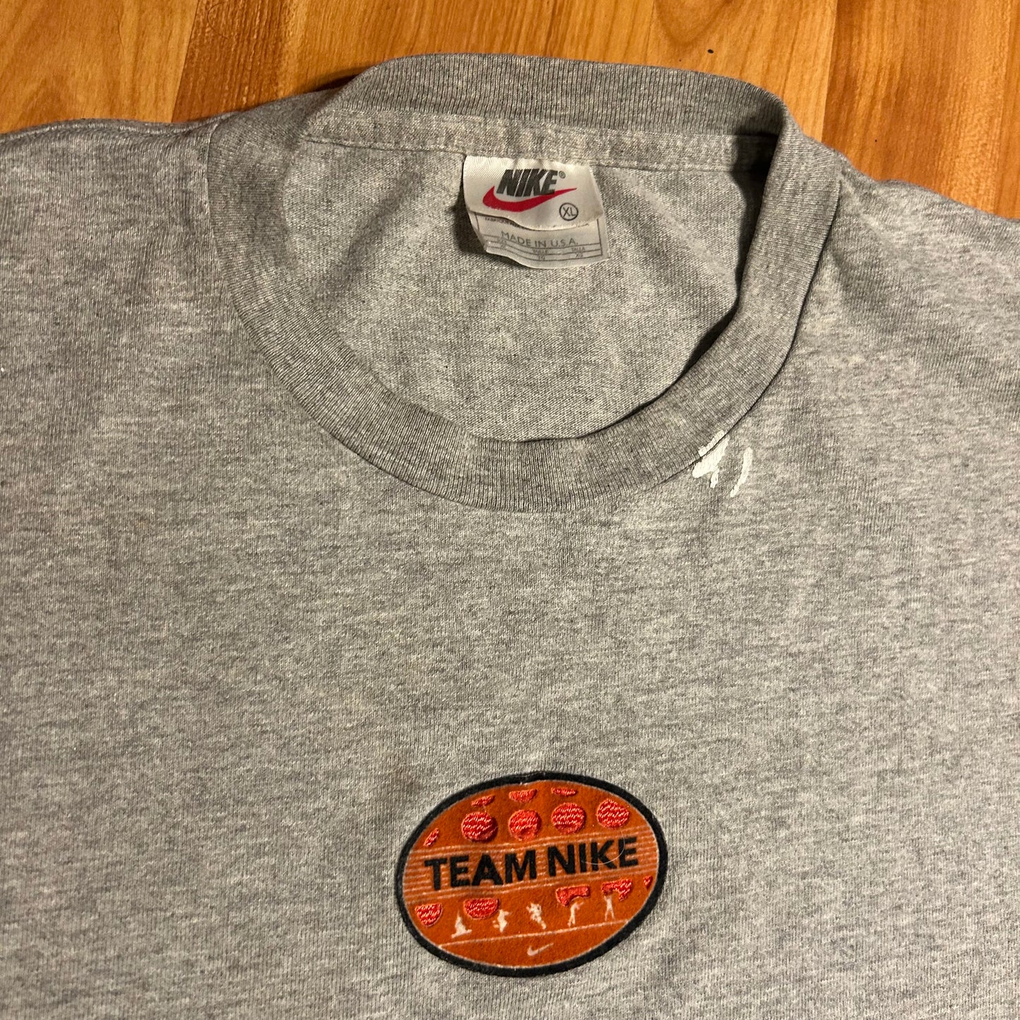 90's Nike Orange Swoosh Team Nike Grey Tshirt - XLarge - 24” x 30.5”