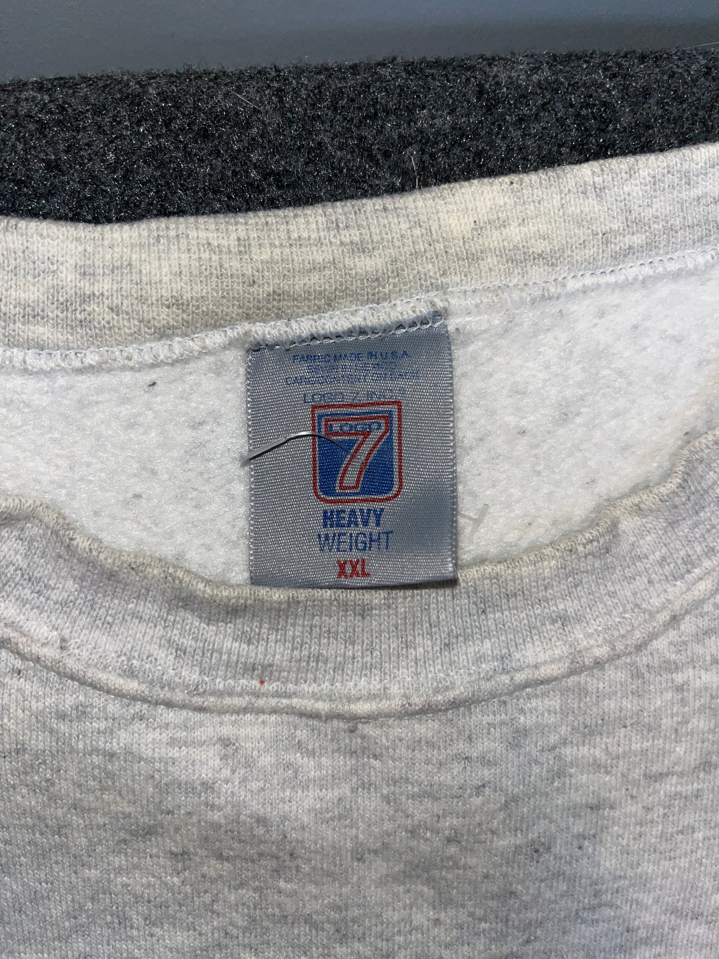 00's 7Logo Capitals Hockey Grey Crewneck Sweatshirt - XLarge - 26" x 30"