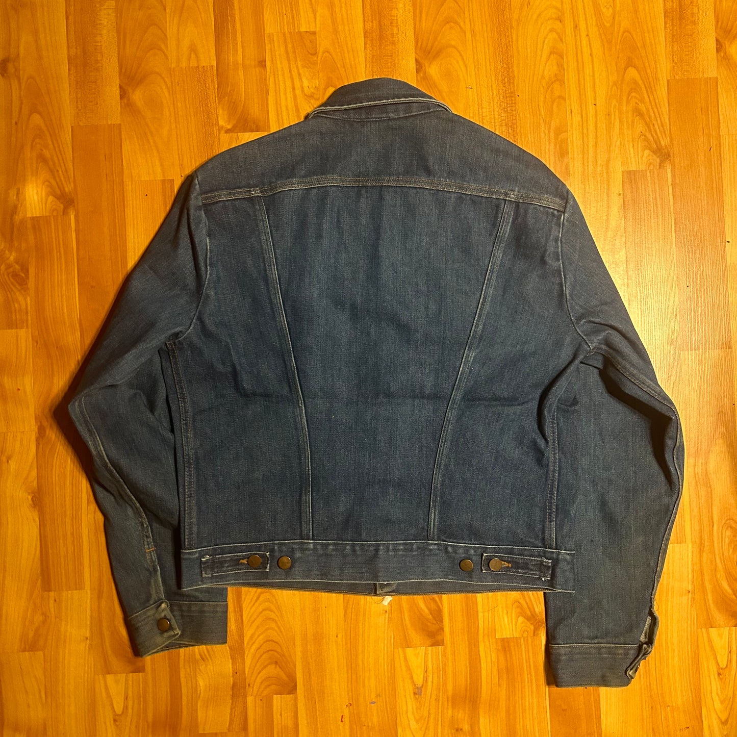 80's Wrangler Denim Button Up Jean Jacket - Large - 22” x 23.5”