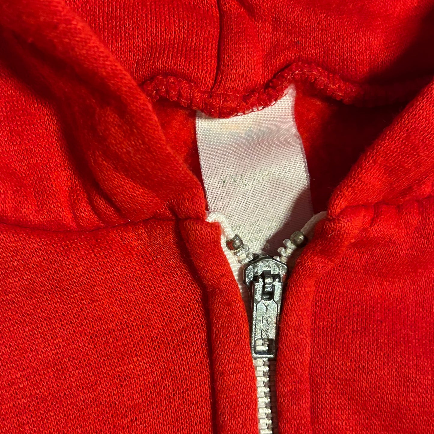80/90’s Red Polyester Hoodie Hooded Zip Up Sweatshirt - Boxy XLarge - 25” x 26”