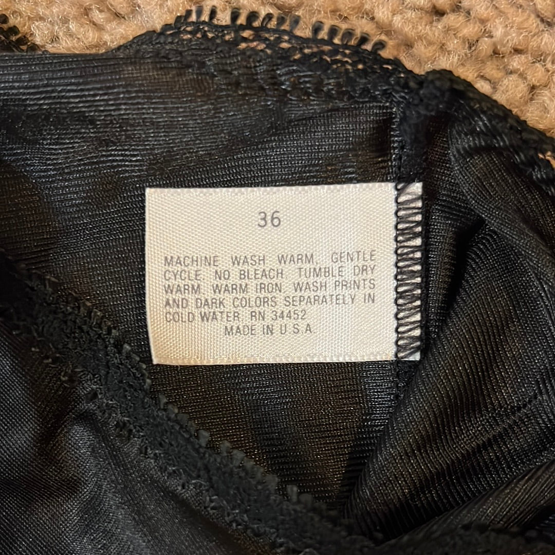 80's Tank Top - 16” x 16”