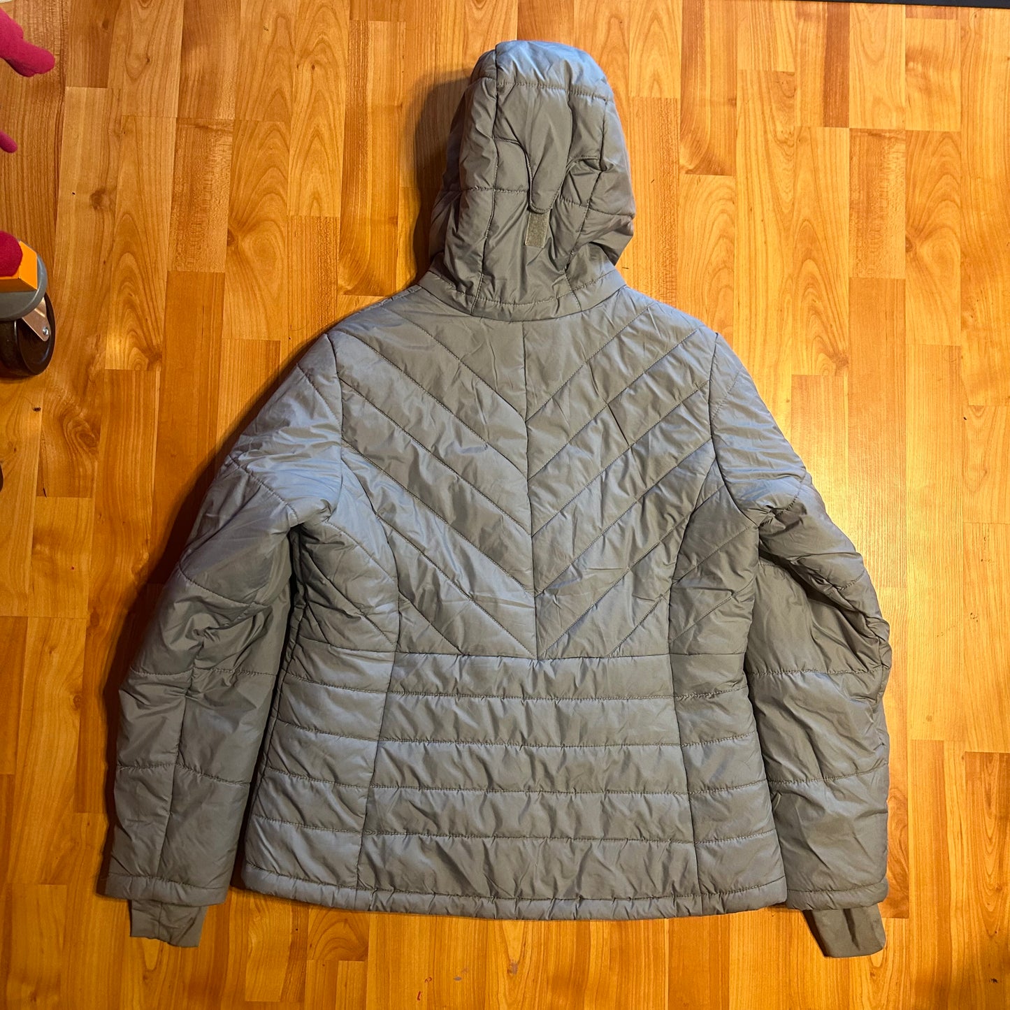 Columbia Grey Winter Puffer Jacket Coat - Medium - 21.5” x 25”