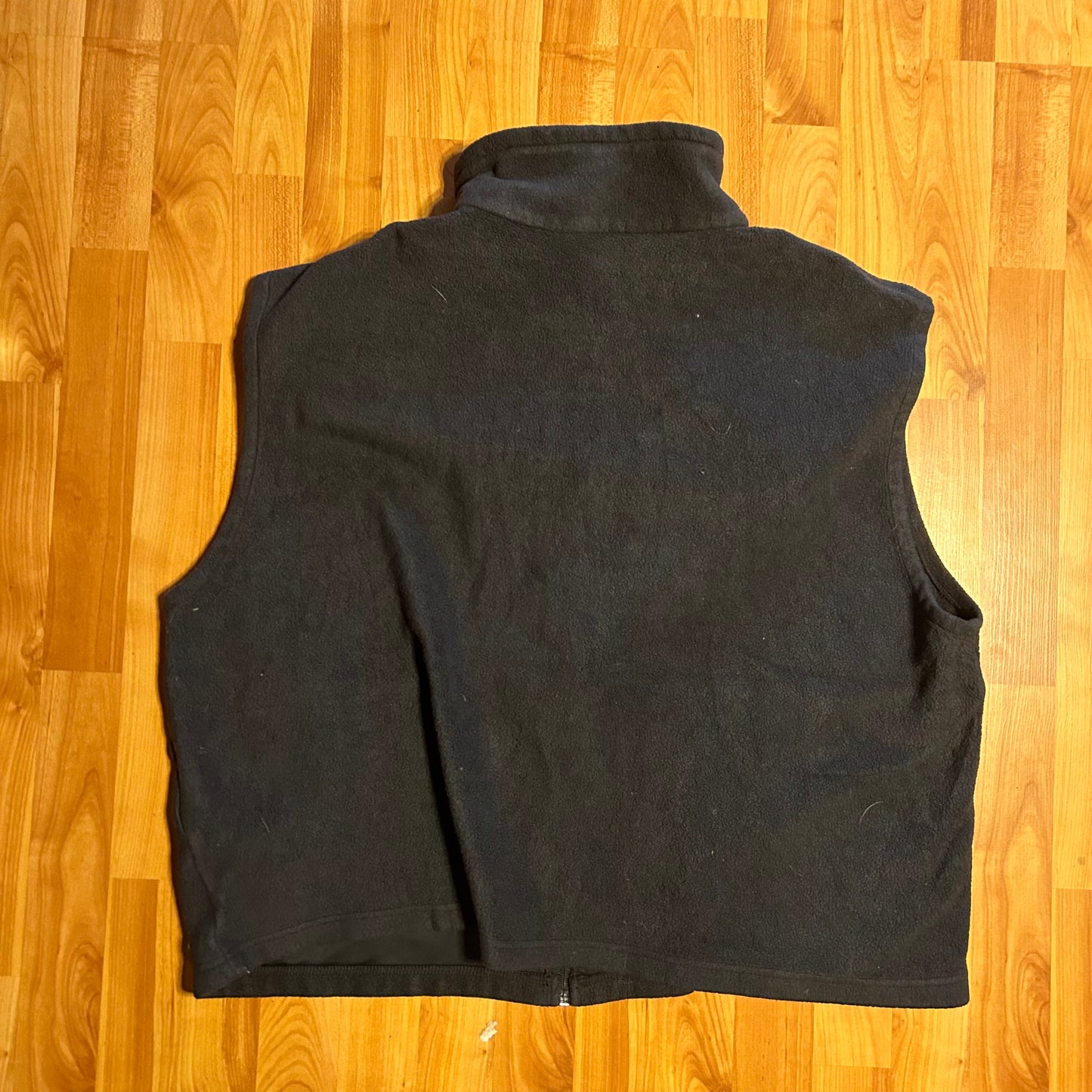 Columbia Fleece Vest - XLarge - 27” x 26”