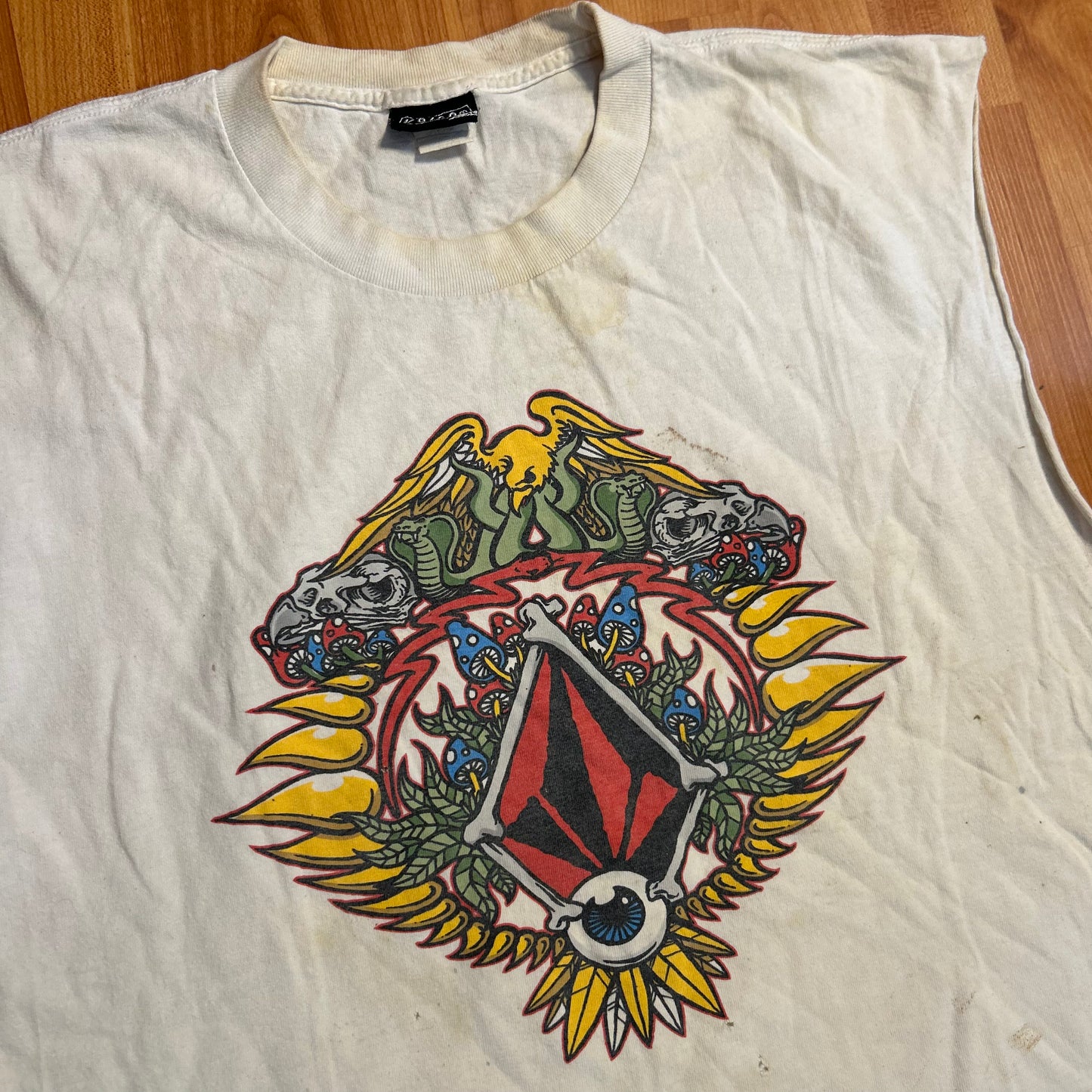 Volcom White Cutoff Tank Top Shirt - Large - 23" x 30"