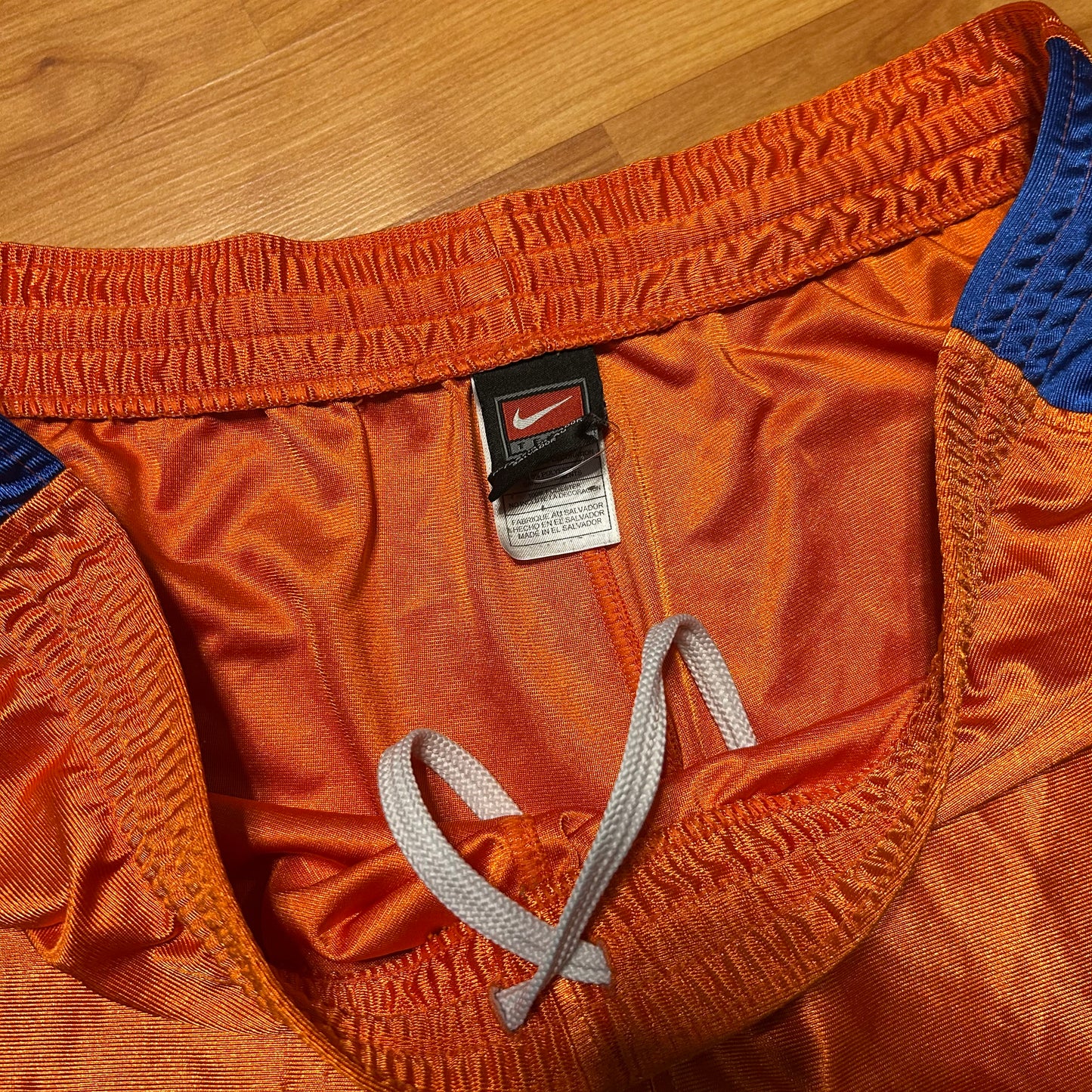 00's Nike Boise State University Orange Blue Shorts - 37" x 9.5"
