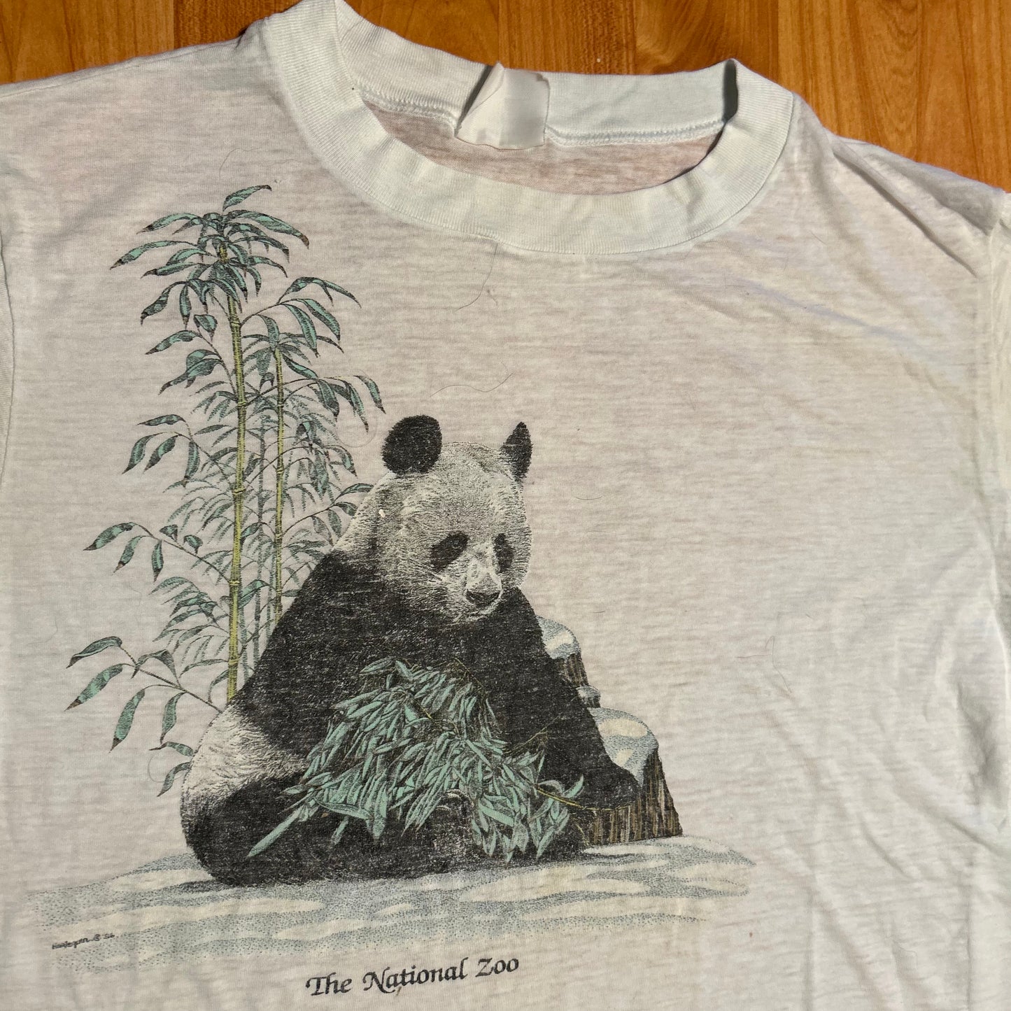 80/90's Panda Bamboo The National Zoo White Tshirt - Small - 19" x 24.5"