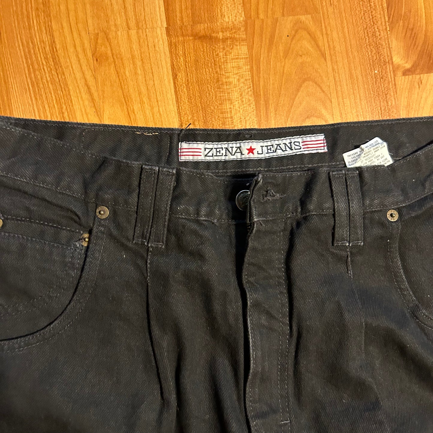 Zena Denim Jeans - Tagged 16 Missy - 32" x 31"
