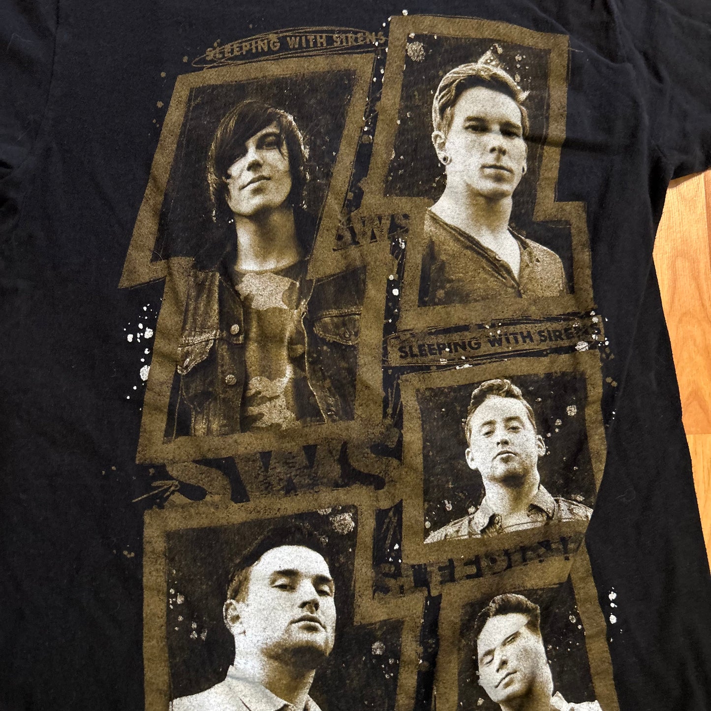 Sleeping With Sirens Black Music Tshirt - XSmall - 16.5" x 25"