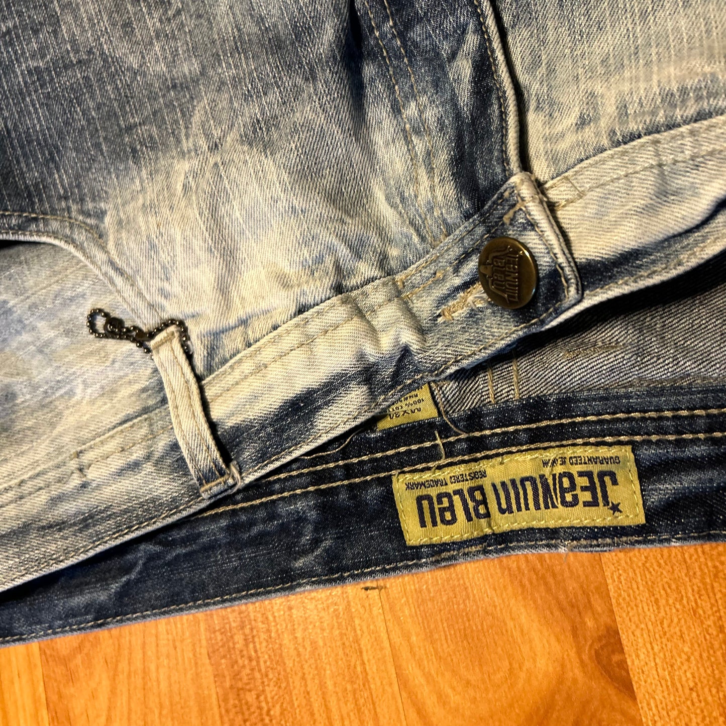 Jeanuin Bleu Denim Jeans - 40" x 28"