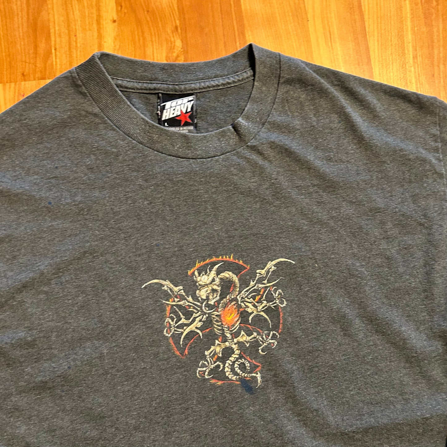 00’s Top Heavy Year of the Dragon Grey Flame Tshirt - Medium - 21" x 30"