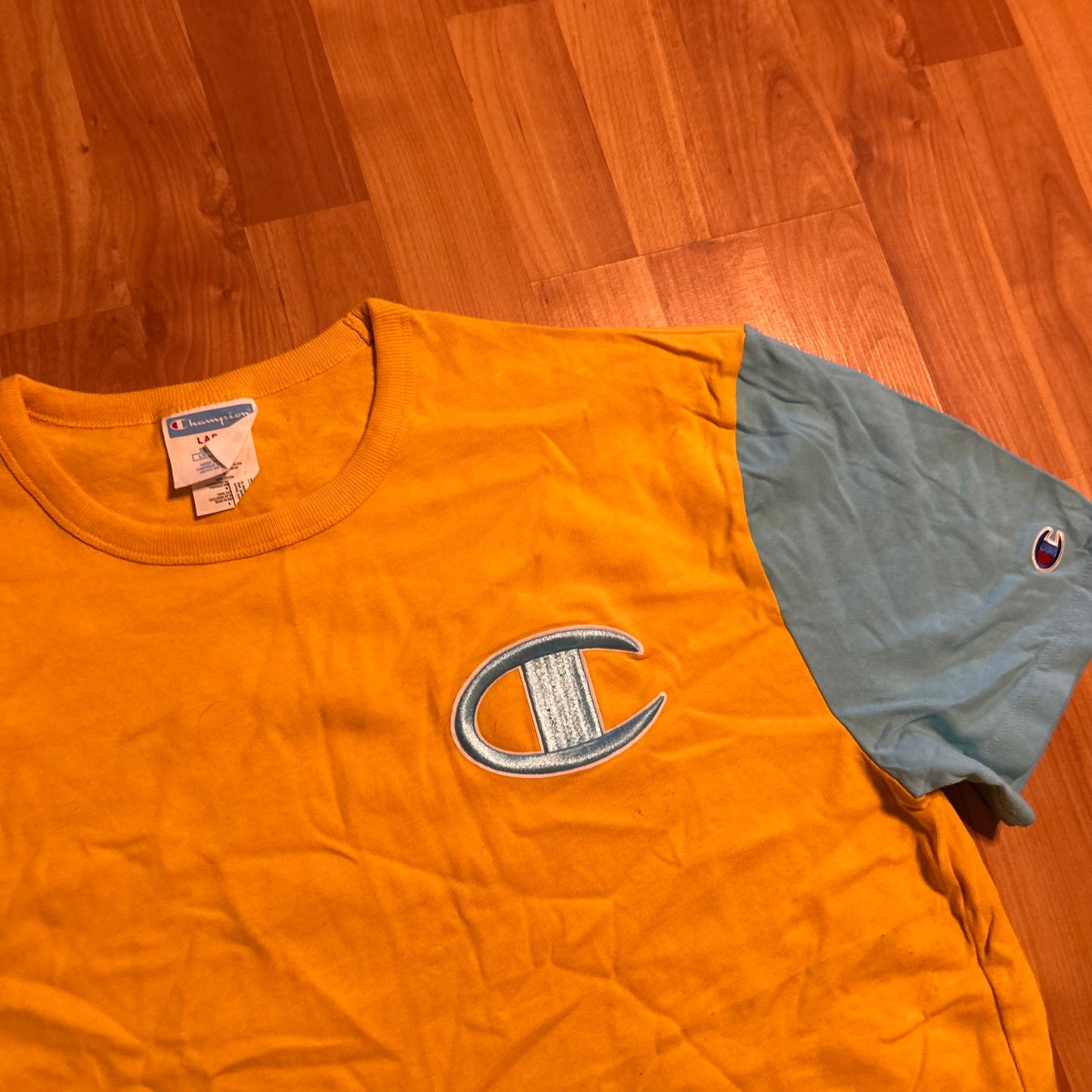 Champion Multicolor Embroidered Tshirt - Medium - 21" x 29.5"