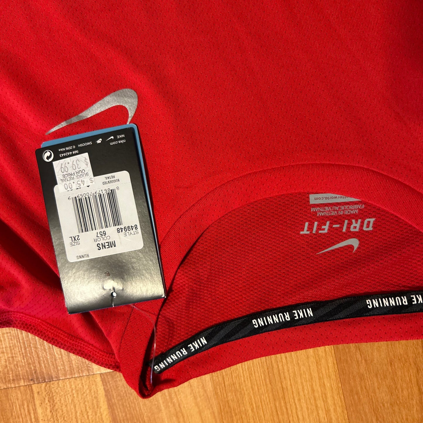 NWT DS Nike Running Dri Fit Brand New Tags Red Tshirt - XLarge - 25" x 31"