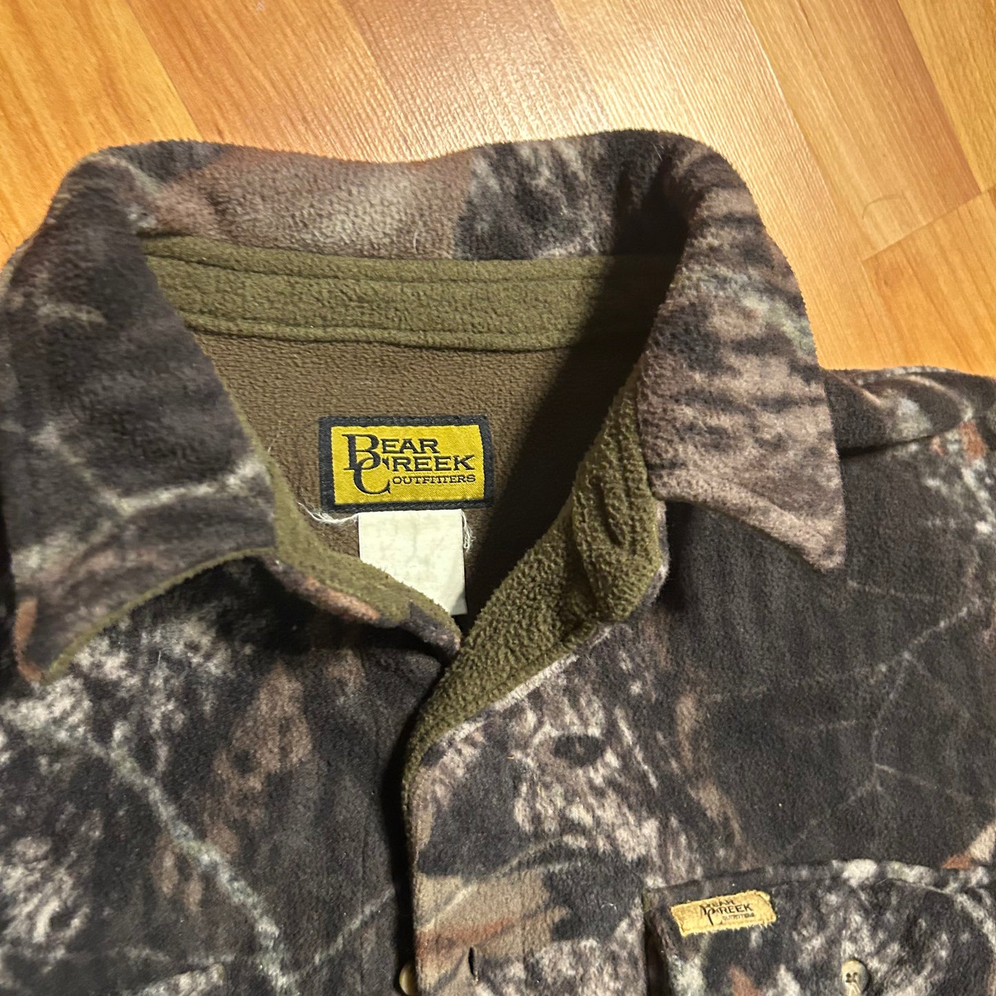 Bear Creek Outfitters Camo Fleece Button Up Shirt - XLarge - 26" x 31"