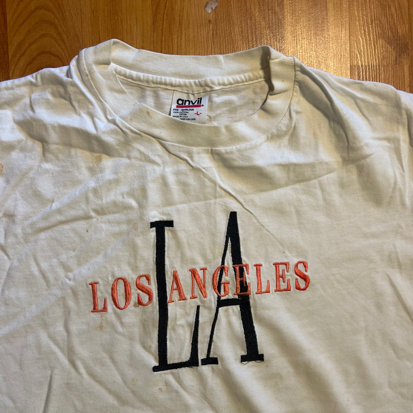 90’s Anvil Los Angeles Embroidered White Tshirt - Medium - 21.5" x 28"