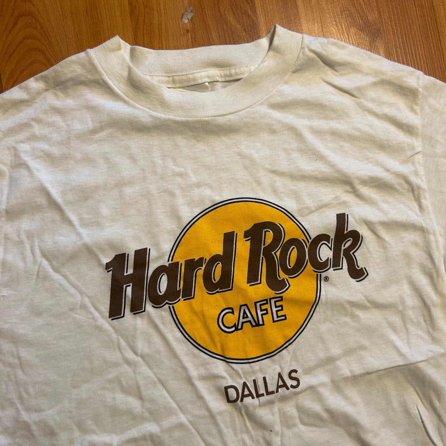 90’s Hard Rock Cafe Dallas White Tshirt - Small - 19" x 29"