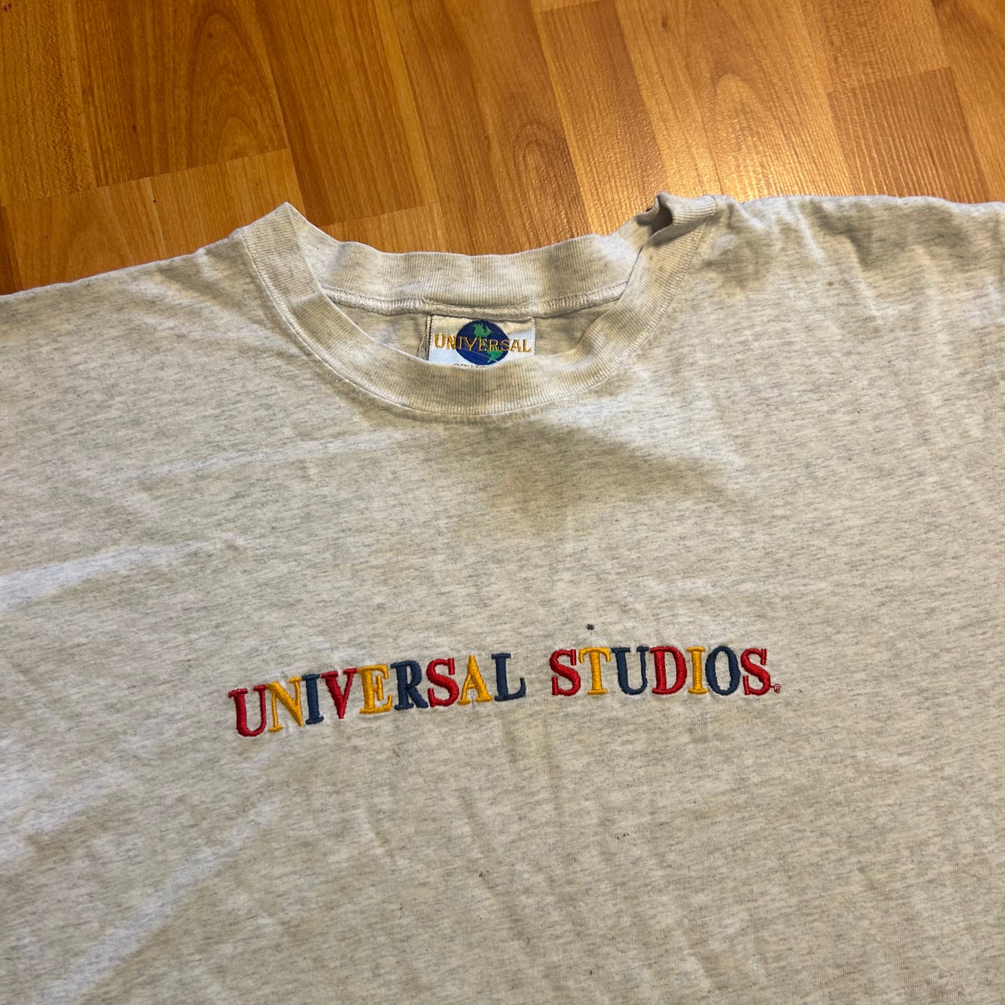 90’s Universal Studios Multicolor Flannel Sleeved Grey Tshirt - Large - 21" x 29"