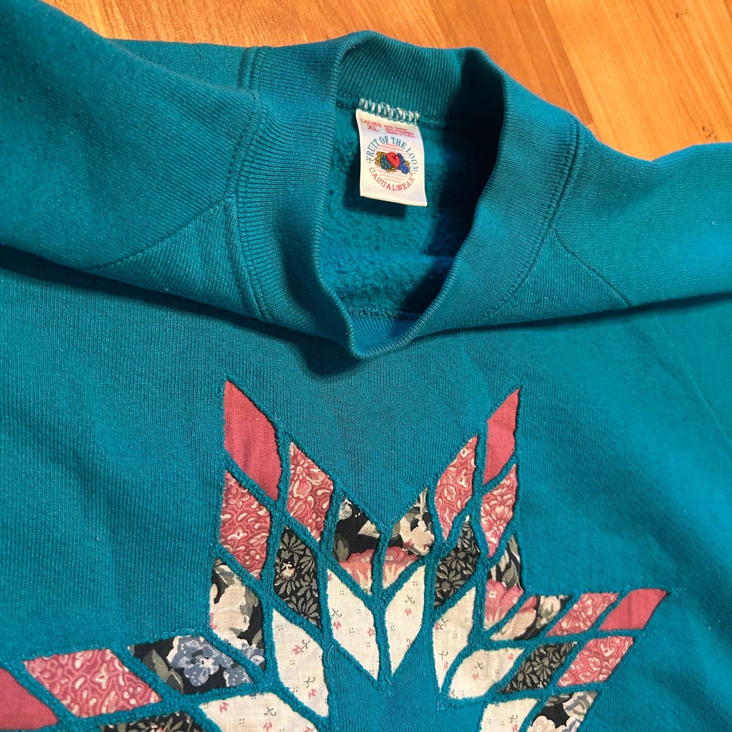 90's FOTL Teal Blue Star Design Crewneck Sweatshirt - XLarge - 24" x 24.5"