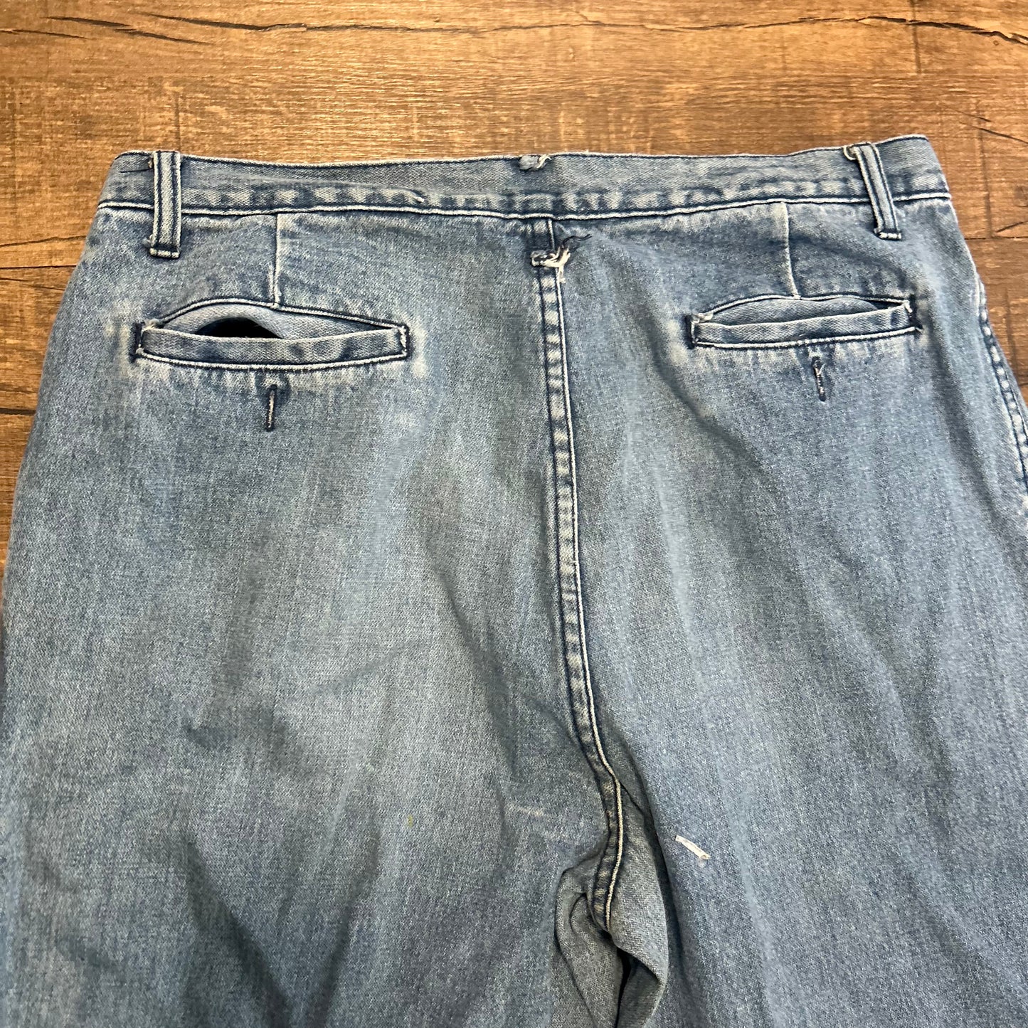 90's Expressions Pleated Denim Blue Jeans 32” x 30”