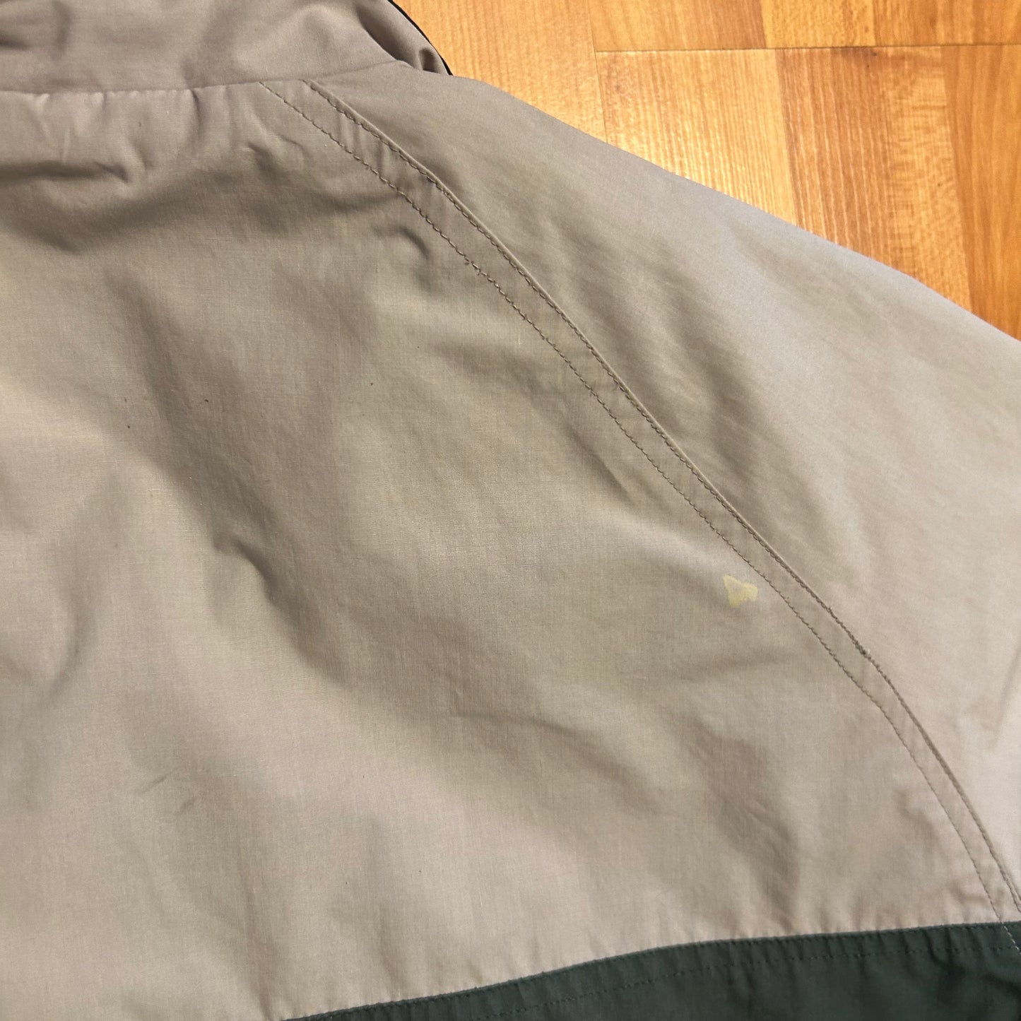 Colorblocked Windbreaker Rain Jacket Coat - Large - 23" x 28"