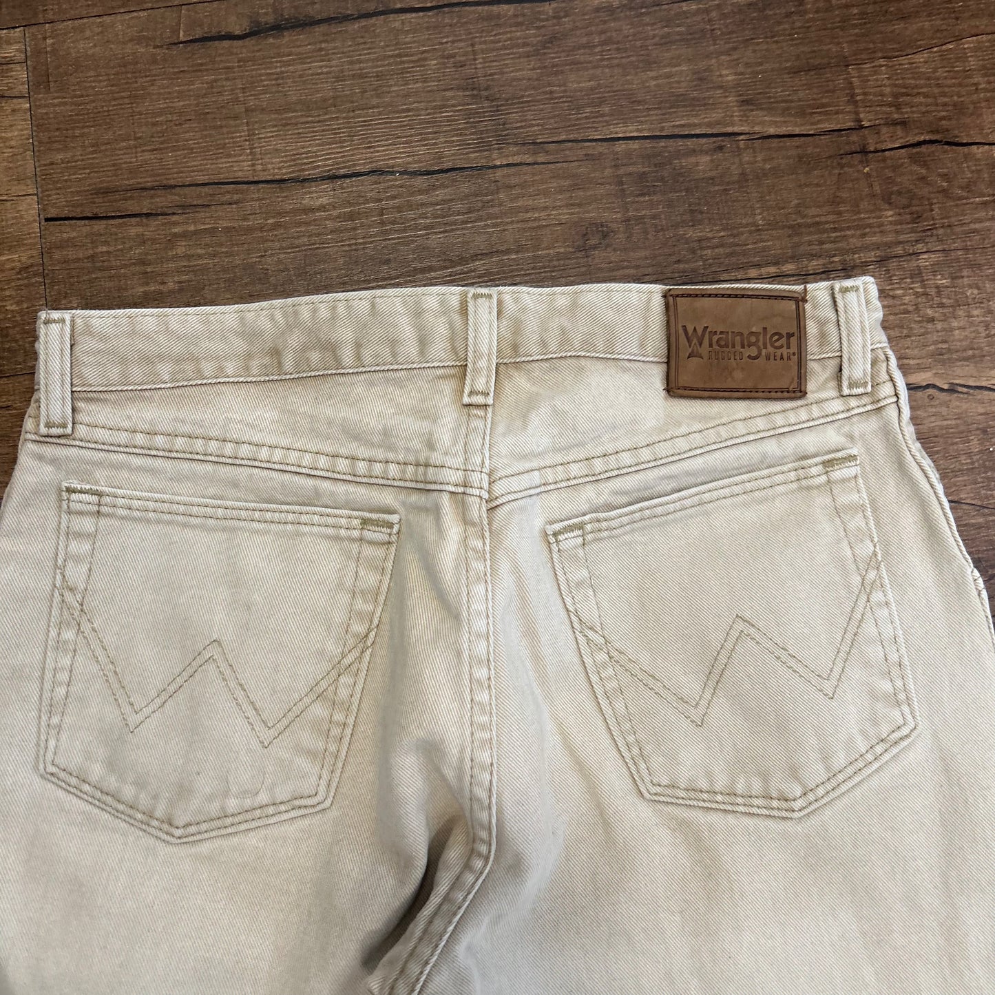 Wrangler Rugged Wear Tan Light Wash Denim Jeans - 32” x 30”