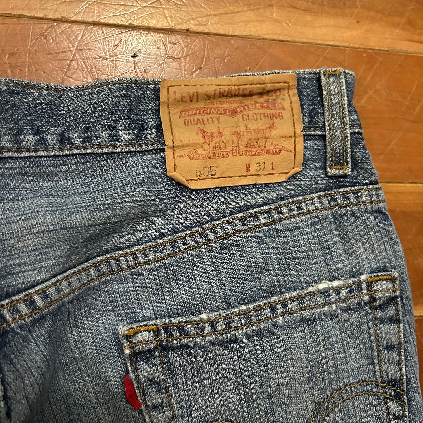 Levis 505 Denim Blue Jeans Distressed Shorts Jorts - 31" x 9.5"