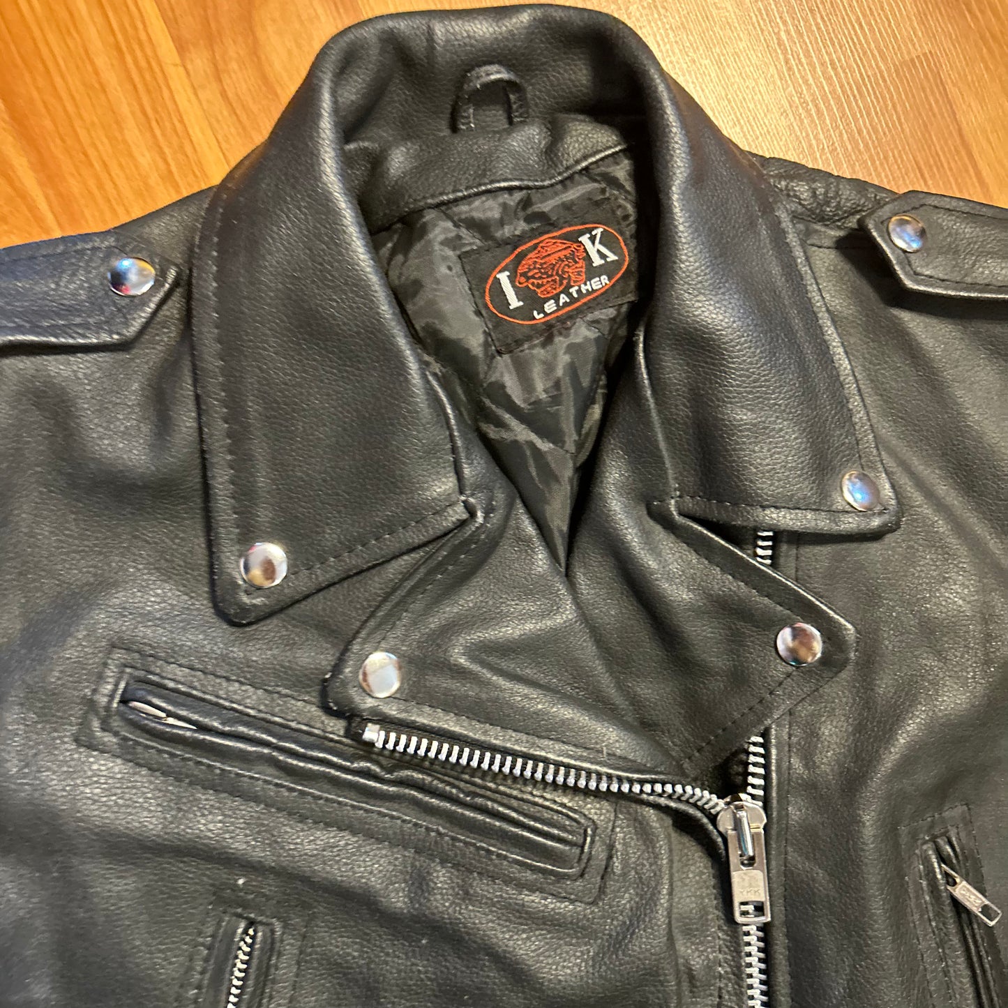 90's LK Leather Black Zip Up Biker Jacket - Small - 18" x 20"