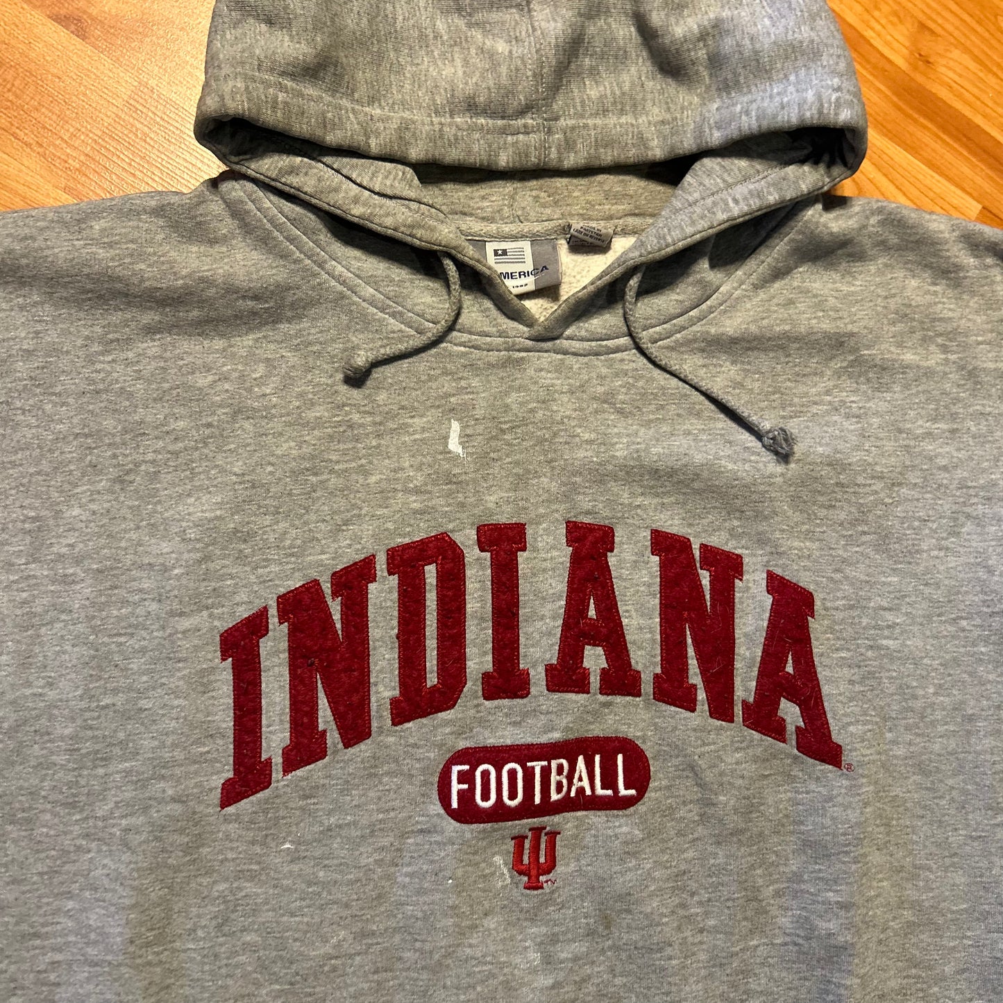 J America Indiana University Football Hoosiers Grey Hoodie Sweatshirt - XLarge - 26" x 29"
