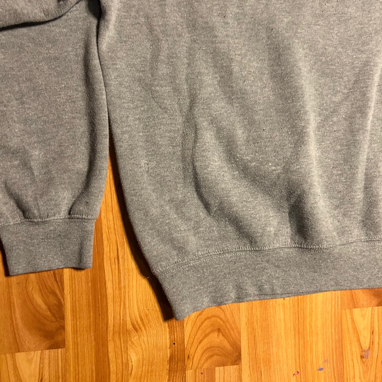 Auburn University Grey Crewneck Sweatshirt - Large - 23.5" x 25"