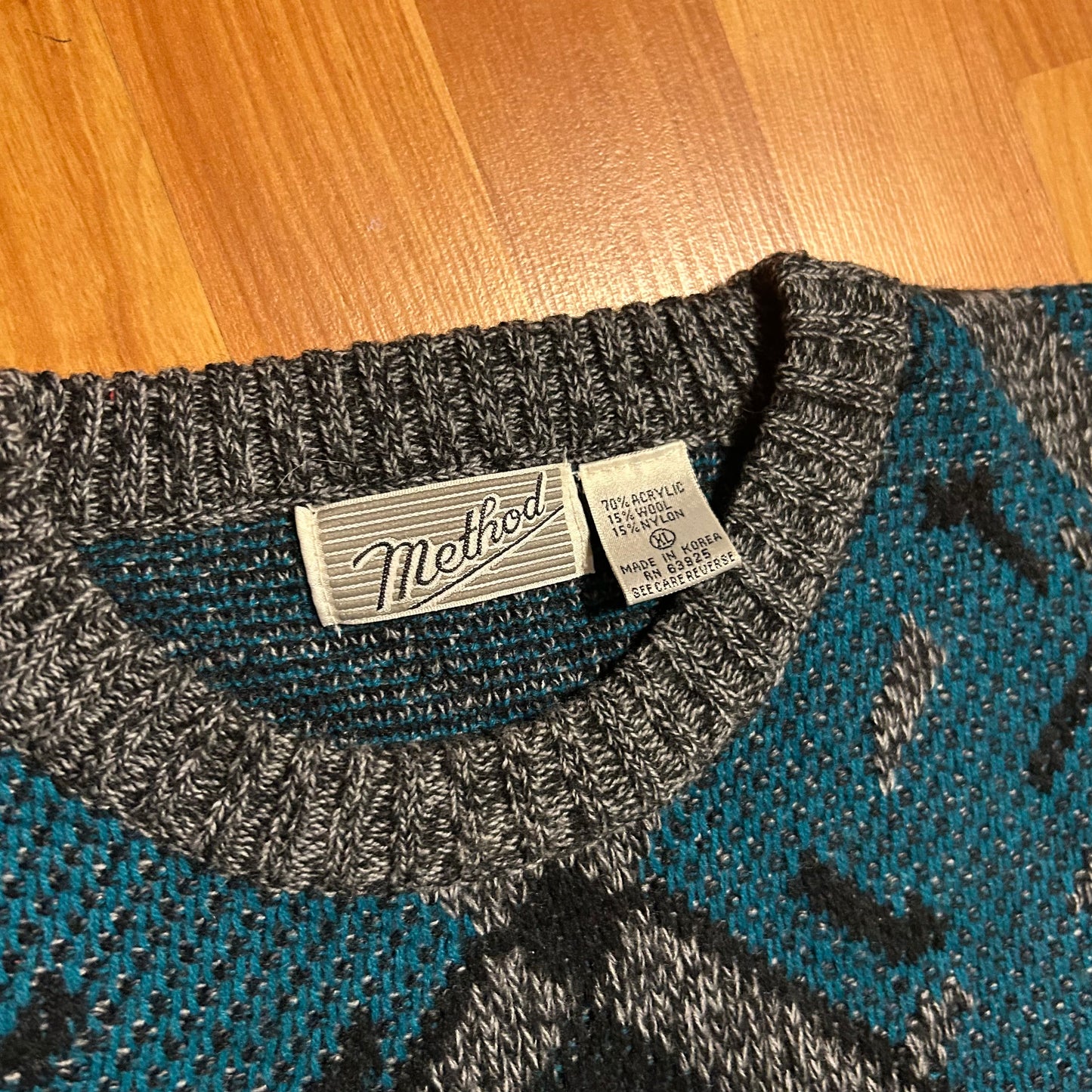 90’s Method Acrylic Wool Nylon Grey Teal Sweater - Large - 22.5" x 25"