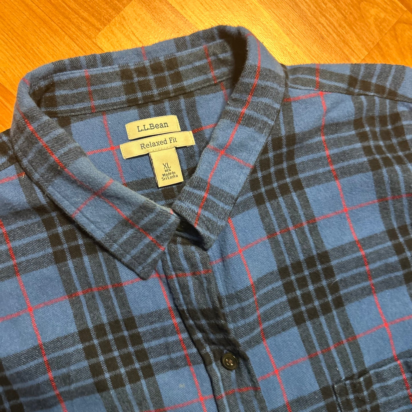 LL Bean Relaxed Fit Blue Flannel Button Up Shirt - XLarge - 24" x 32"