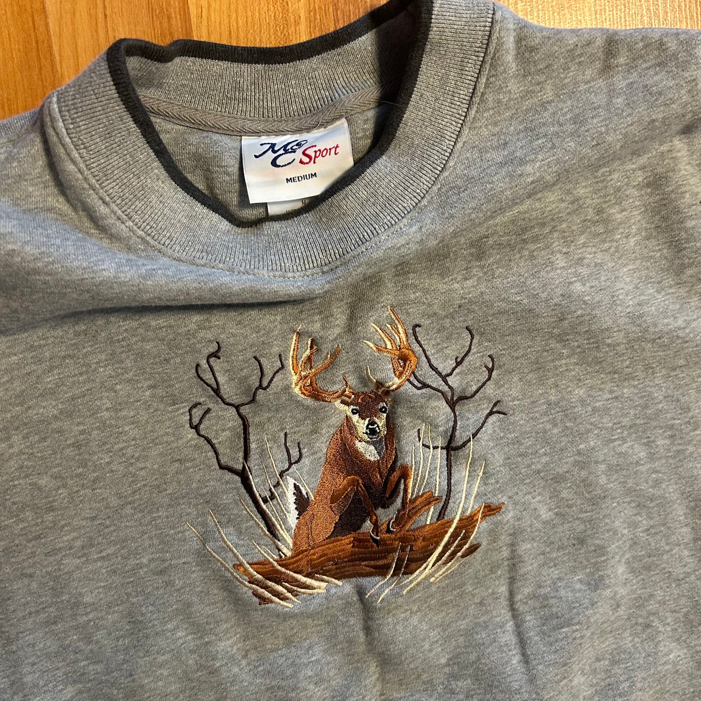Deer Buck Grey Embroidered Crewneck Sweatshirt - Medium - 20" x 24"