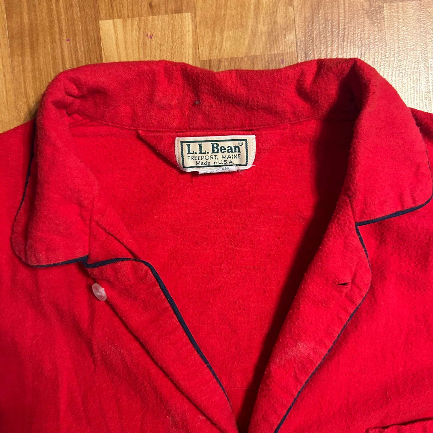 90's LL Bean Cotton Red Button Up Shirt - XLarge - 24" x 28"