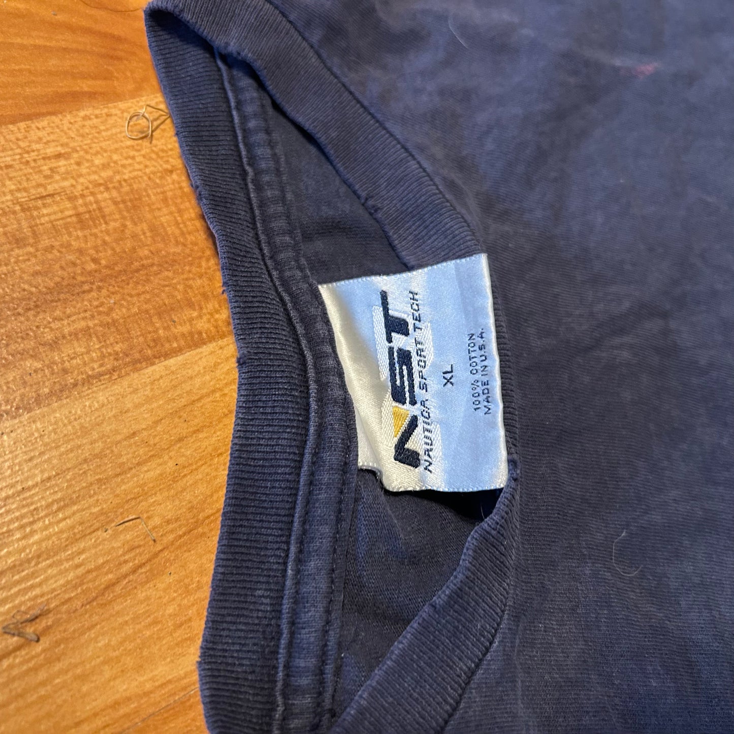 90's Nautica Navy Blue Tshirt - XLarge - 25" x 28"