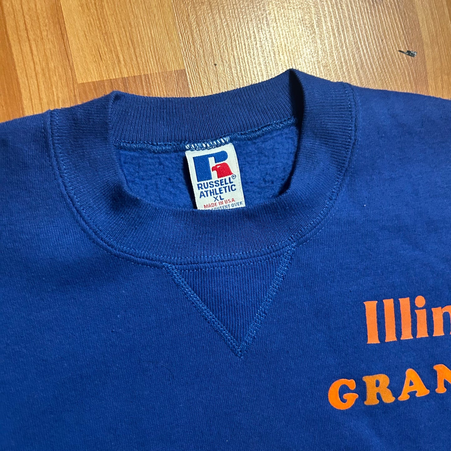 90’s Russell Athletics Illinois University Fighting Illini Grandpa Crewneck Sweatshirt - XLarge - 24" x 28"