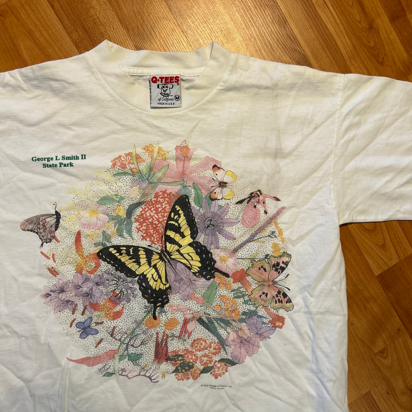 90's Q Tees George Smith State Park Butterflies Flowers White Tshirt - Small - 19" x 27"