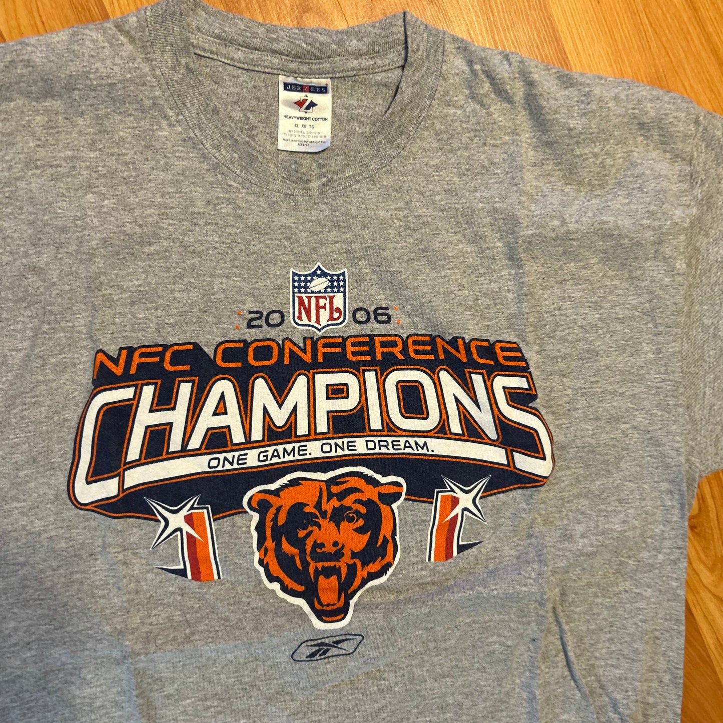 2006 Chicago Bears NFL NFC Champions Grey Tshirt - Medium - 21" x 29.5"