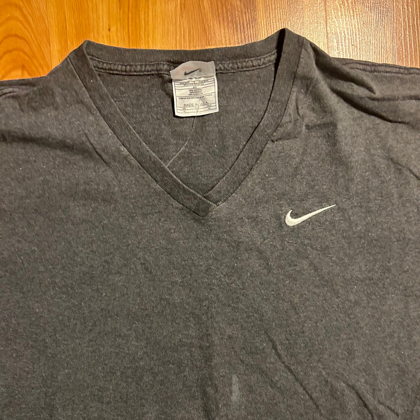 90's Nike VNeck Embroidered Swoosh Grey Tshirt - XLarge - 24.5" x 28"