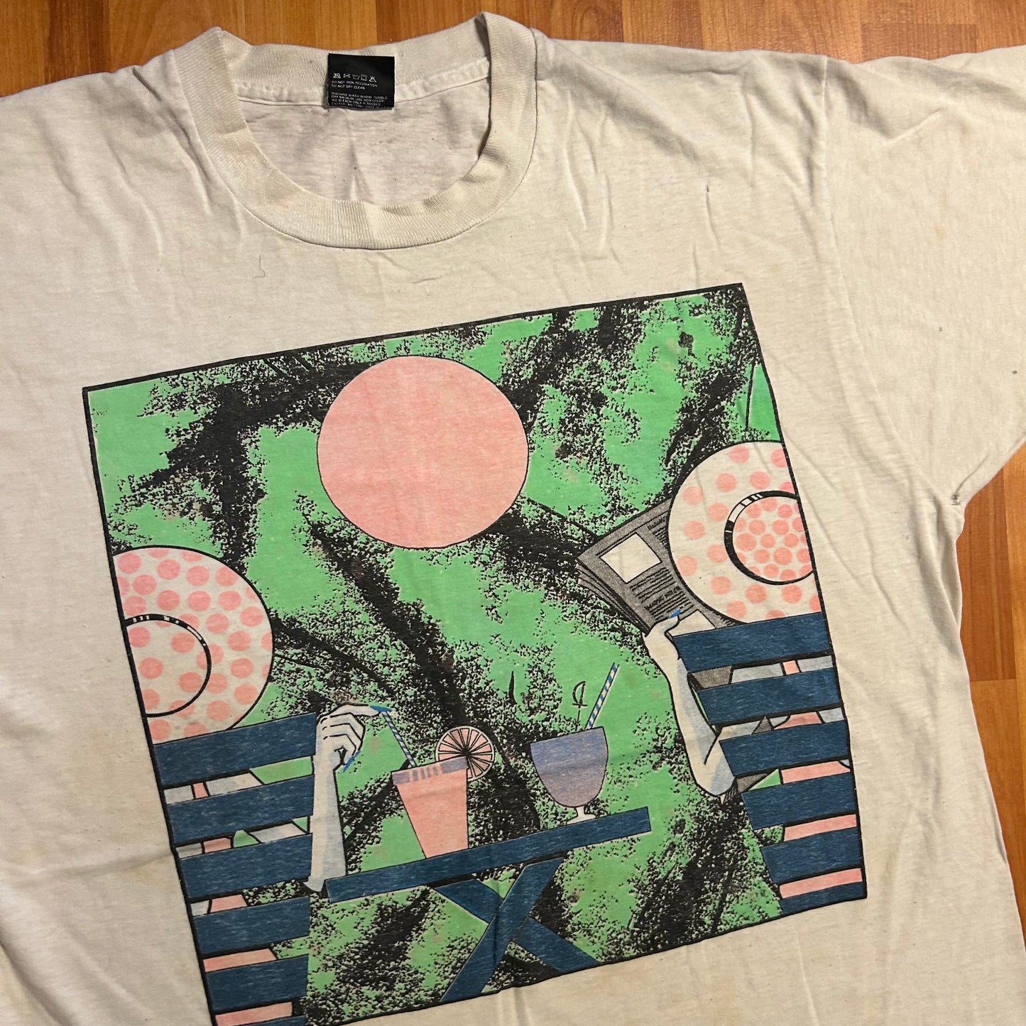 90's Art Drinking White Tshirt - Medium - 21" x 27"