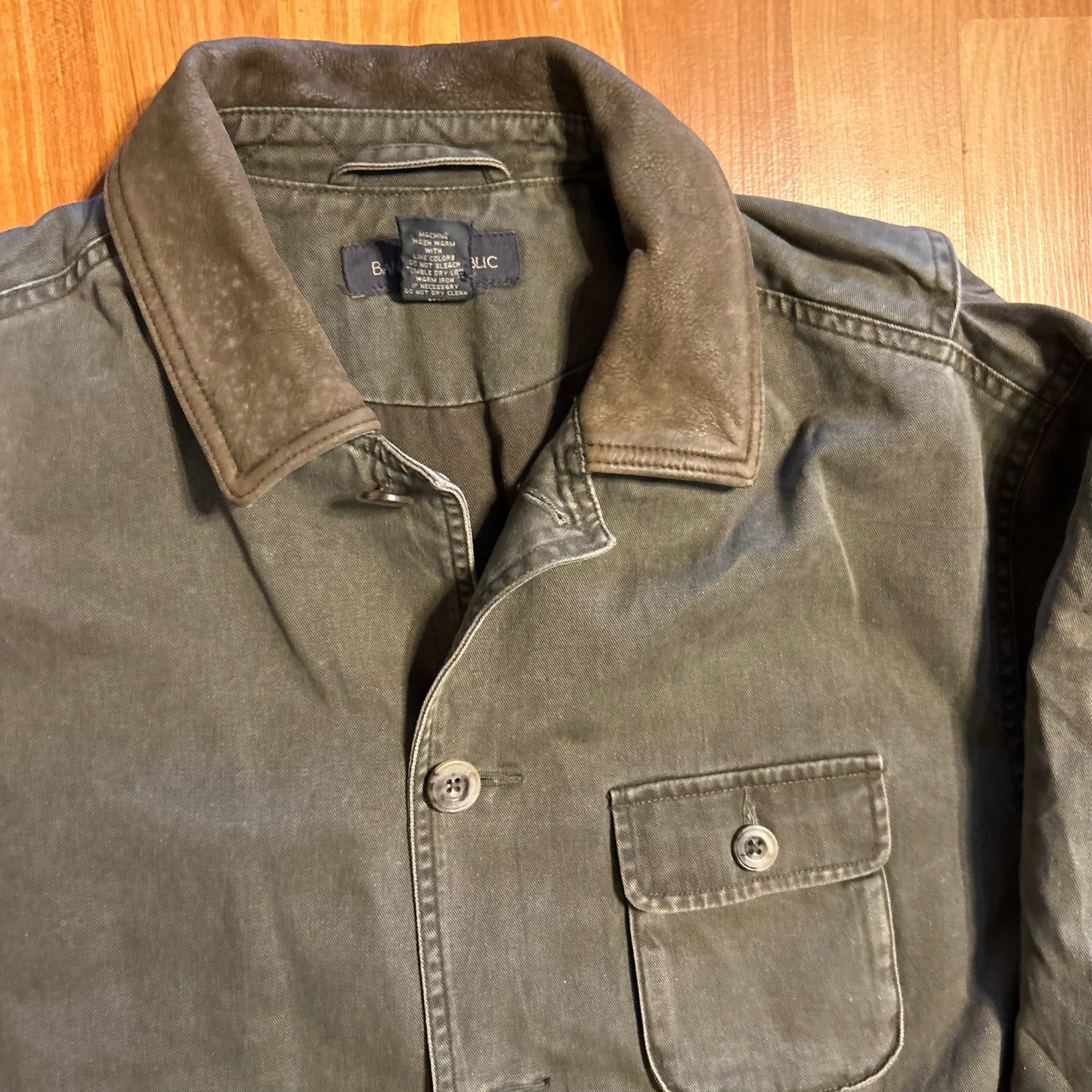 Banana Republic Brown Green Chore Coat Jacket - Large - 23" x 29"