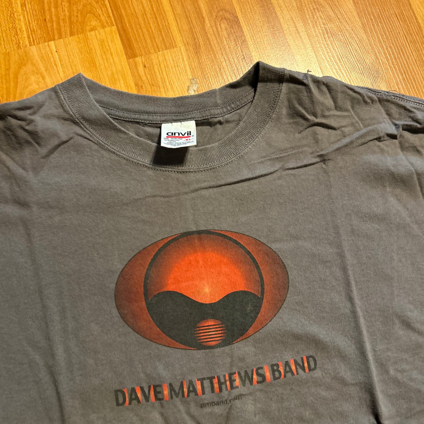 00's Anvil Dave Matthews Band Grey Music Tshirt - Large - 23.5" x 29"