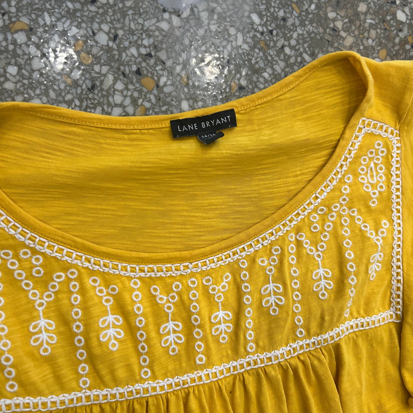 Lane Bryant Yellow Tshirt - Large - 22" x 26"