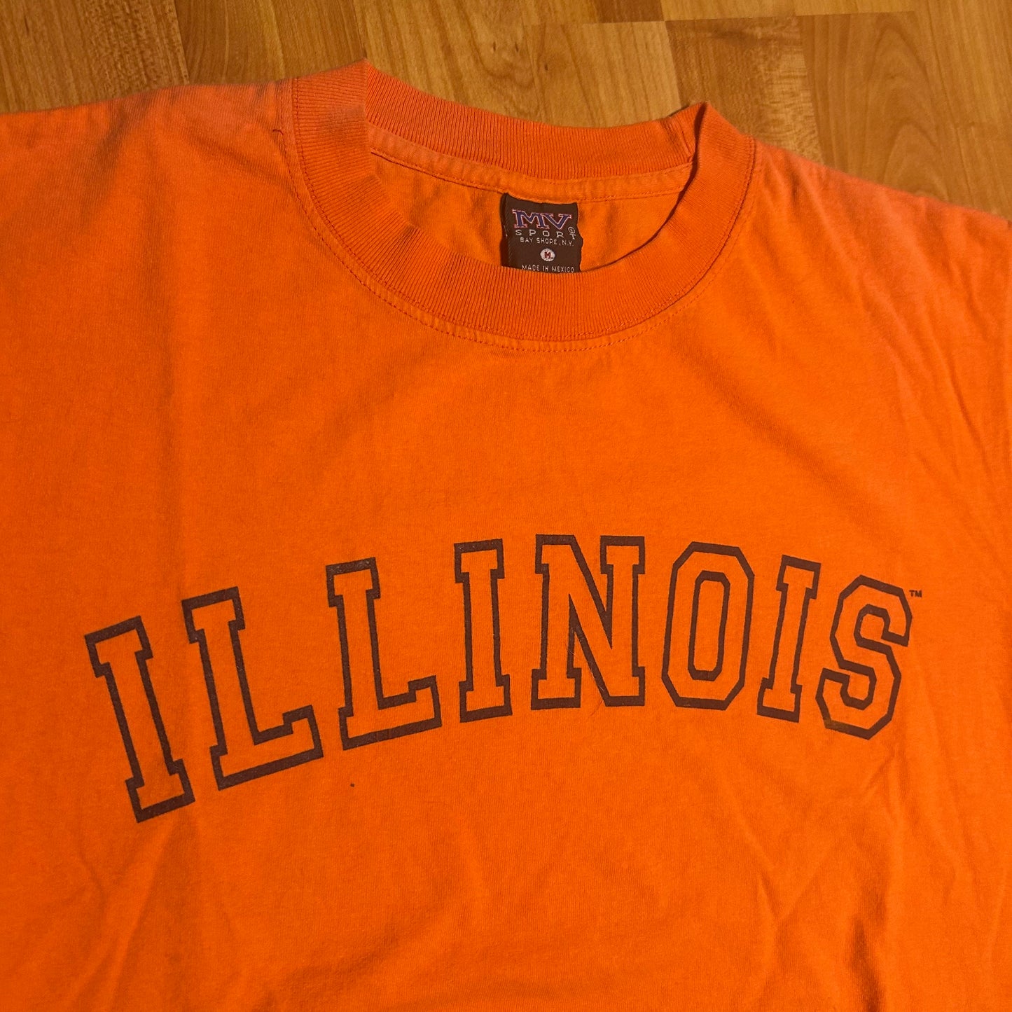 MV Sport Illinois University Orange Cotton College Tshirt - Small - 19.5” x 27”