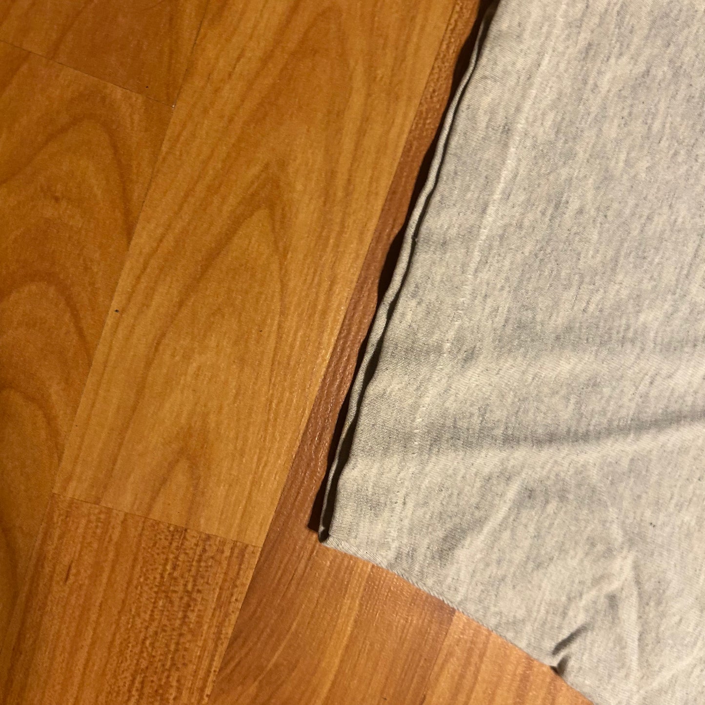 90’s UM Tigers University Memphis Grey Gray White Distressed College Tshirt - XLarge - 25” x 30”