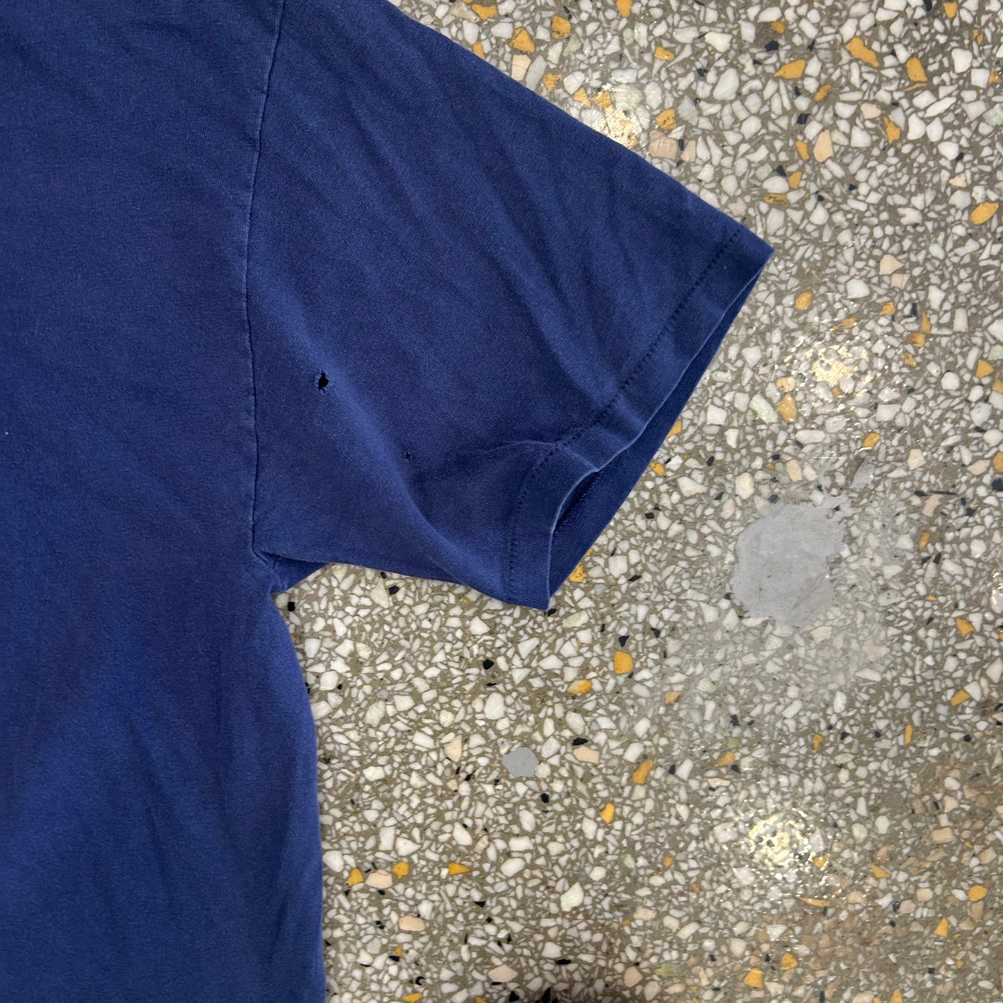 90’s Hanes Beefy Georgetown Navy Blue Tshirt - Medium - 20" x 27"