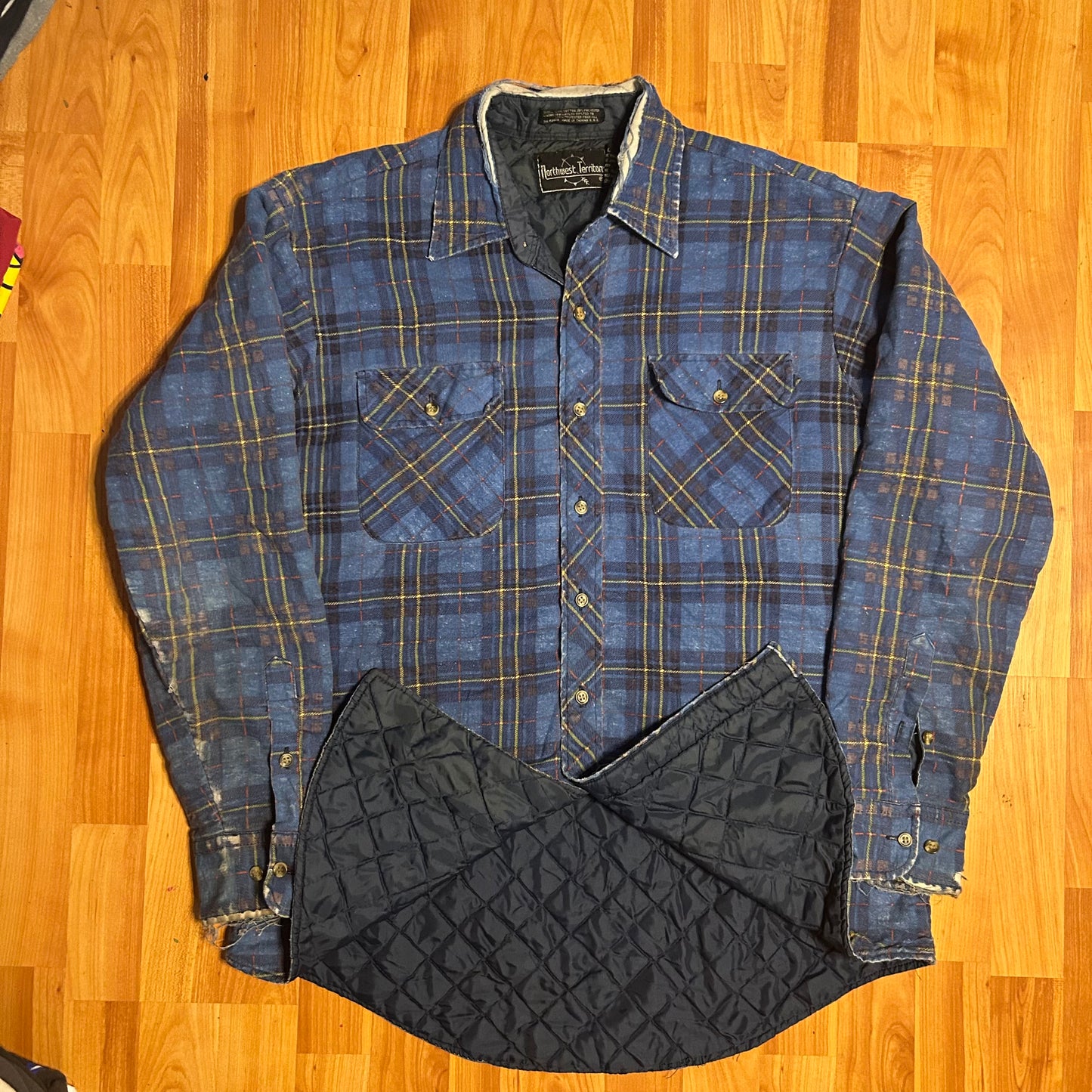 90's Northwest Territory Navy Blue Nylon Lined Button Up Cotton Polyester Flannel Shirt - XLarge - 24" x 33"