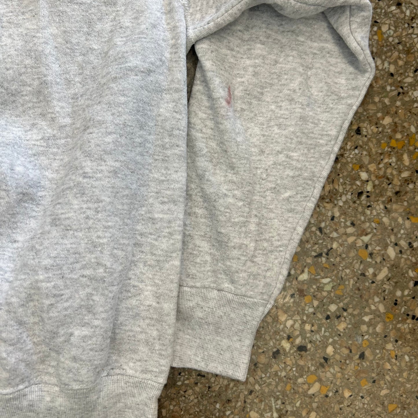 80/90's Tultex Grey Blank Crewneck Sweatshirt - Medium - 21" x 24"