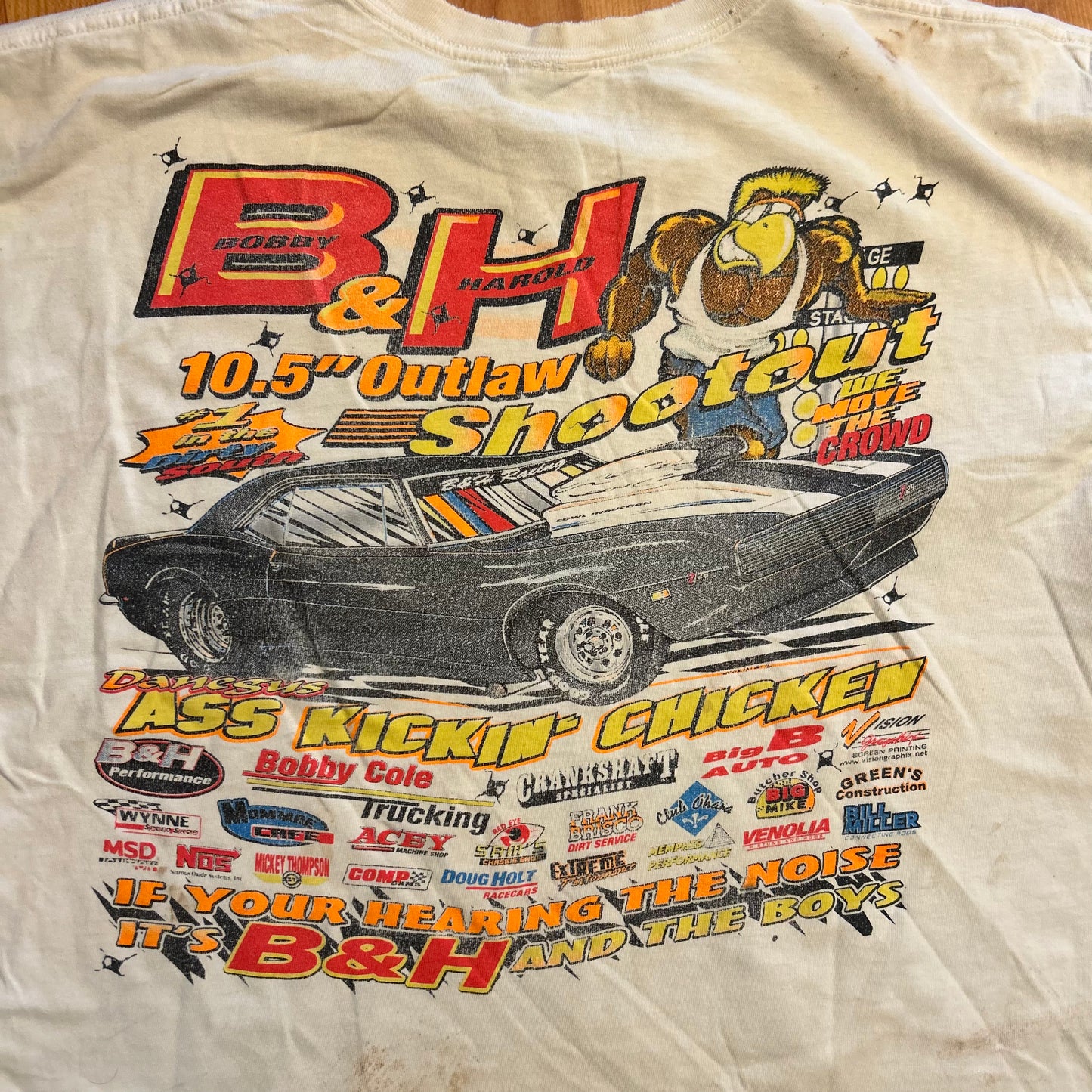 Hanes Beefy B&H Racing Ass Kickin Chicken Cars White Tshirt - Large - 22" x 29"